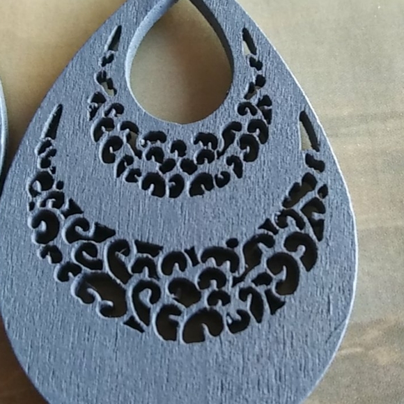 Blue Wooden Teardrop Cutout Earrings NEW - Picture 2 of 3